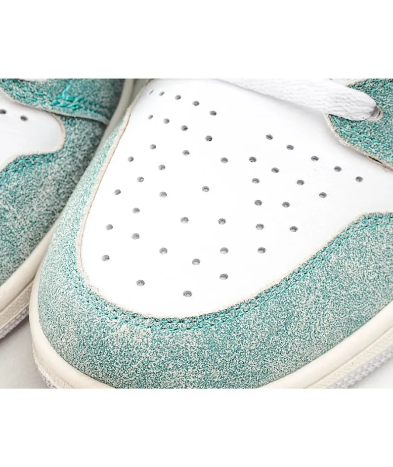 Air Jordan 1 Retro High OG 'Turbo Green'