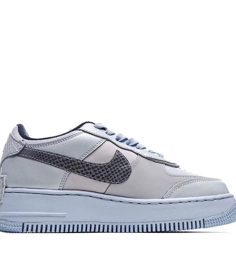 Nike WMNS Air Force 1 Shadow Low-Top Sneakers