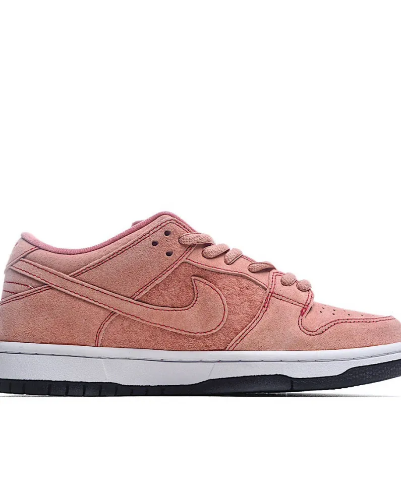 Nike SB Dunk Low "Pink Pink"