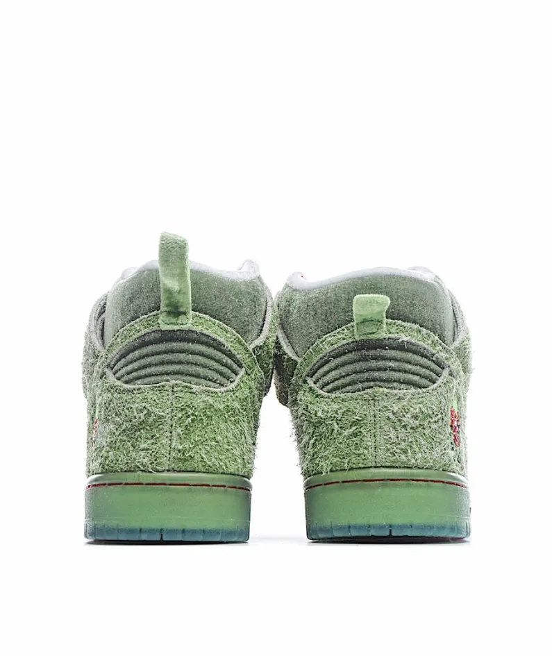 Nike SB Dunk High Pro QS 