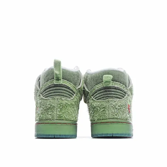 Nike SB Dunk High Pro QS 