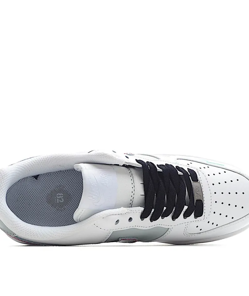 Nike Air Force 1 Low'07 Low Top Sneakers