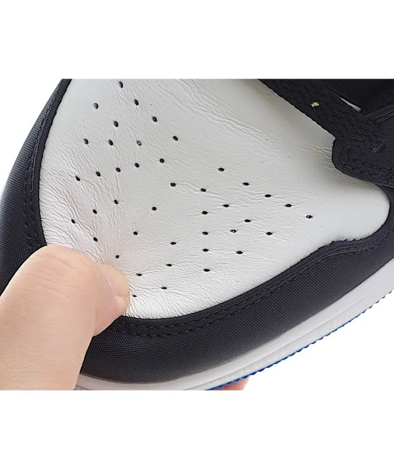 Air Jordan 1 Mid SE 'Royal Black Toe'