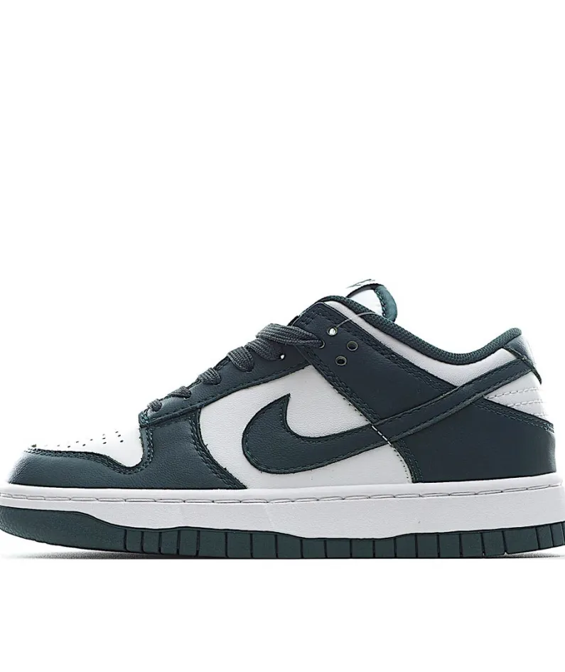 Nike SB Dunk Low Team Green Green Backboard Shoes