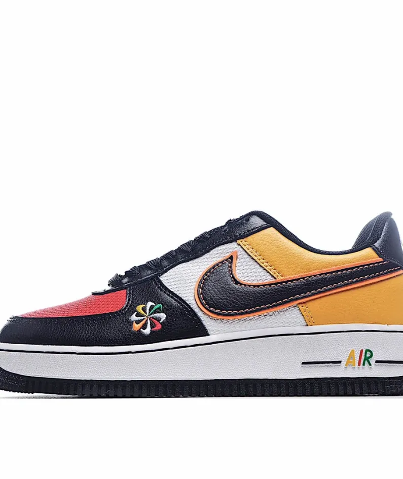 Nike Air Force 1 07 Lv8 Low Top Sneakers