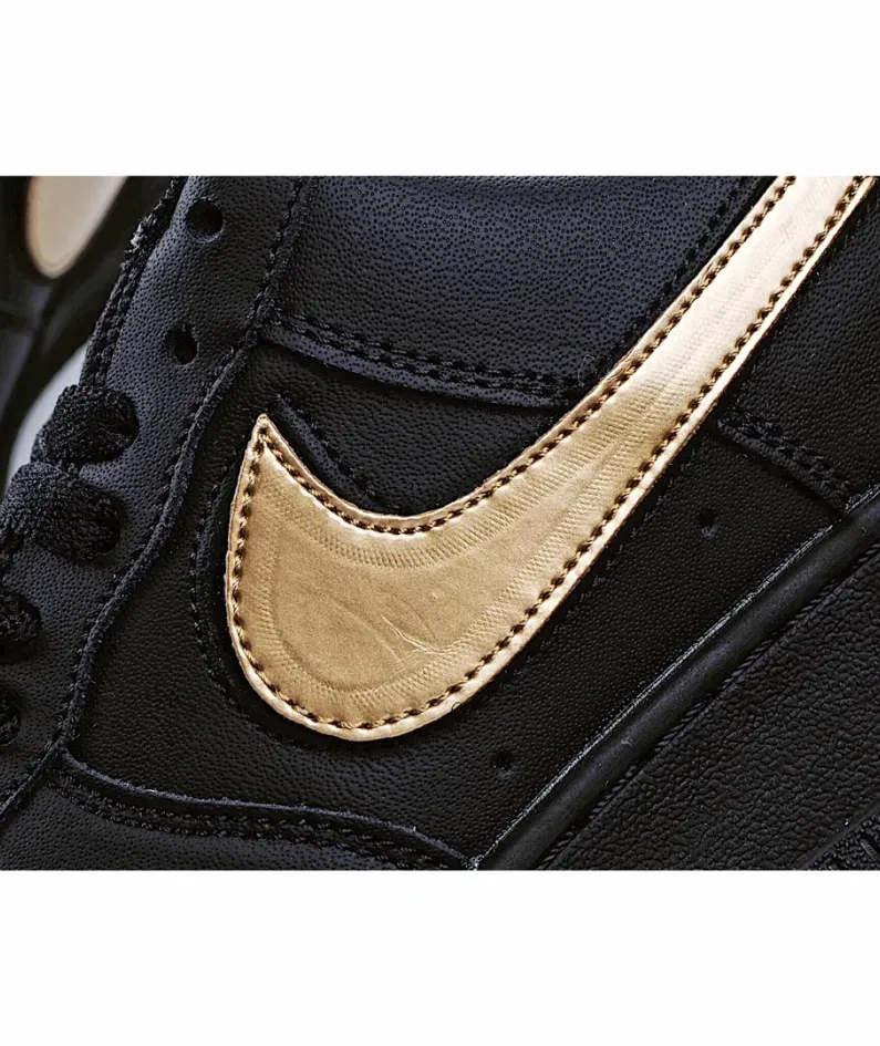 Nike Air Force 1 07 LV8 Sneakers