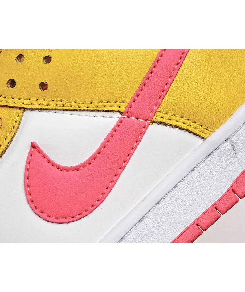 Nike Dunk Low "SAMBA 2020 Edition Low-Top Sneakers