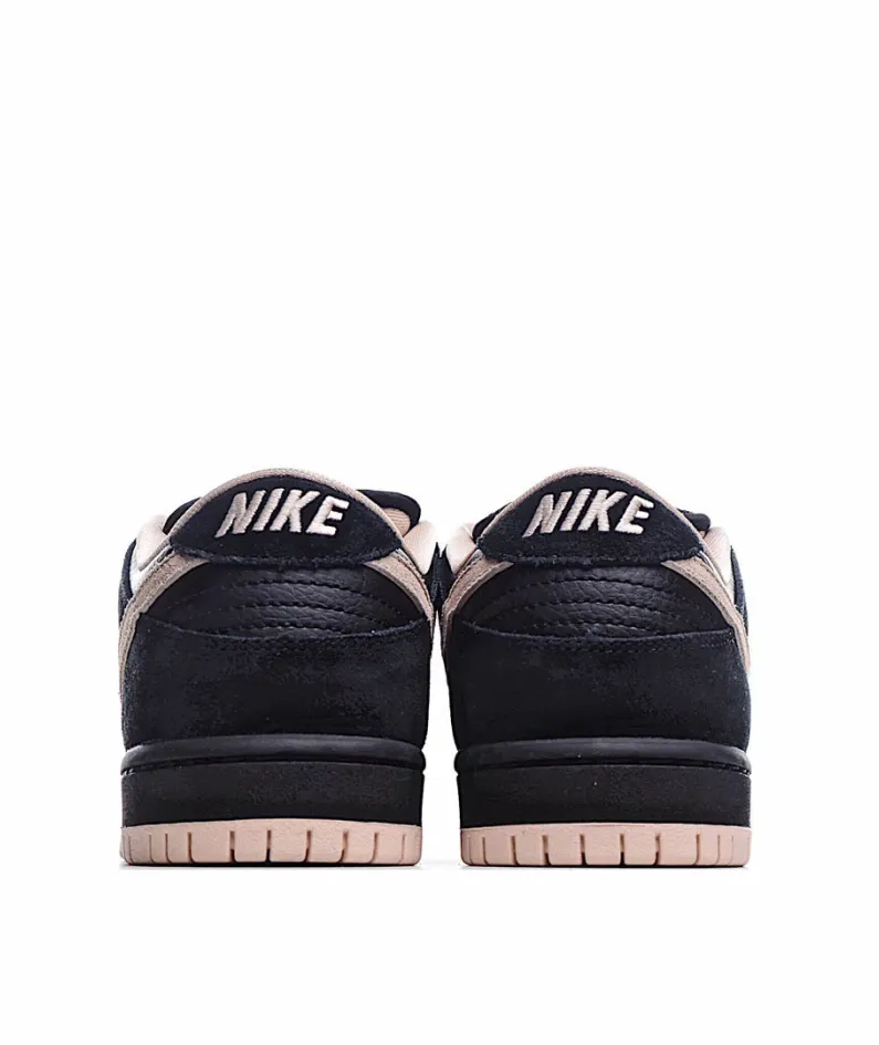 Nike SB Dunk Sneakers Black Powder