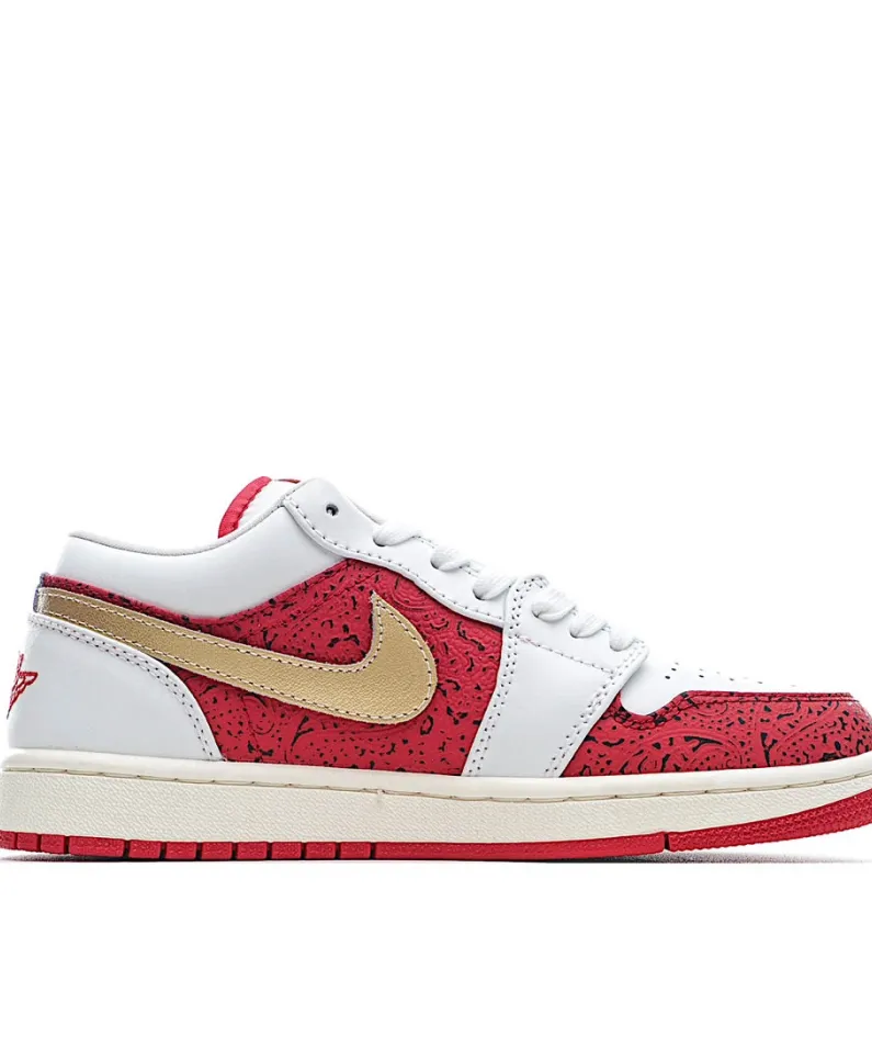 Air Jordan 1 Low SE 'Spades'