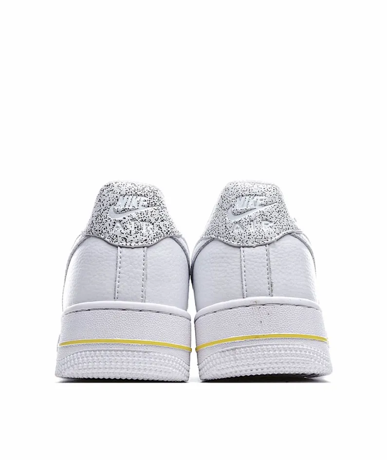 NIKE WMNS AIR FORCE 1 07 LX 