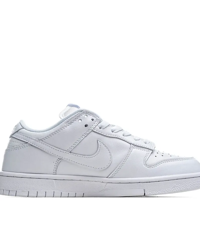 Nike Dunk SB Low white