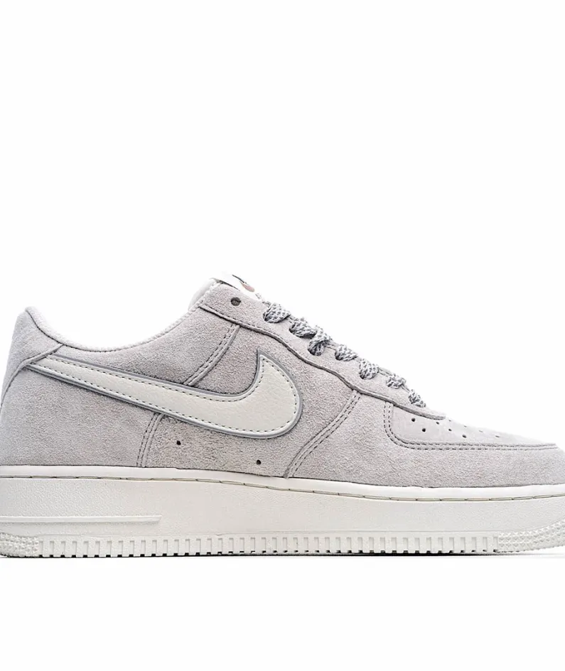 Nike Air Force 1 07 3M Reflective Low-Top Sneakers