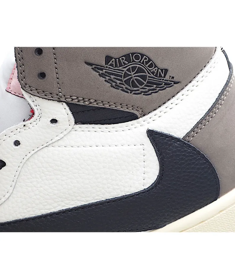 Travis Scott x Nk Air Jordan 1 High 