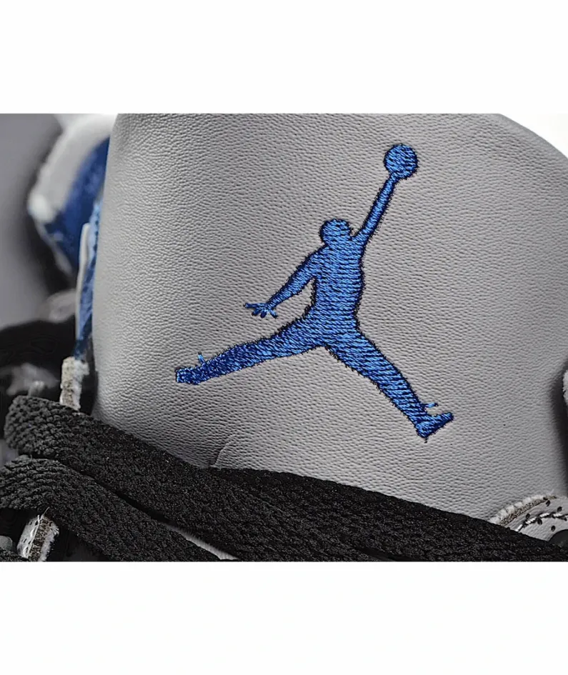 Air Jordan 3 Retro 'Varsity Royal'