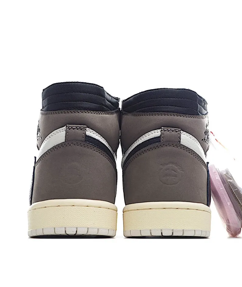 Travis Scott x Nk Air Jordan 1 High Travis Scott x Nk Air Jordan 1 High