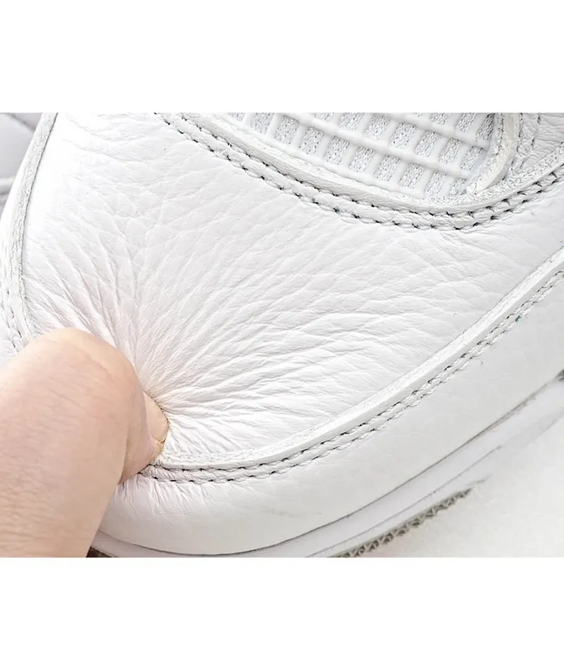 Air Jordan 4 "White Oreo"