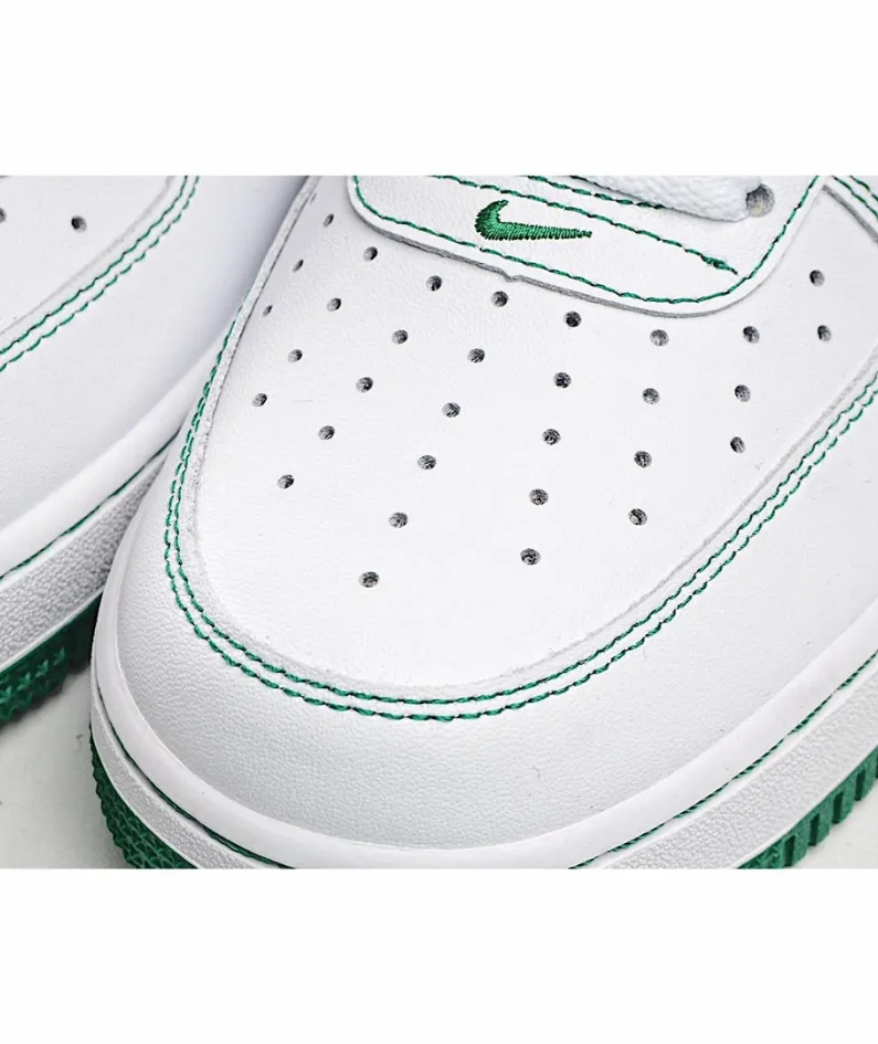 Nike Air Force 107 White and Green Low Top