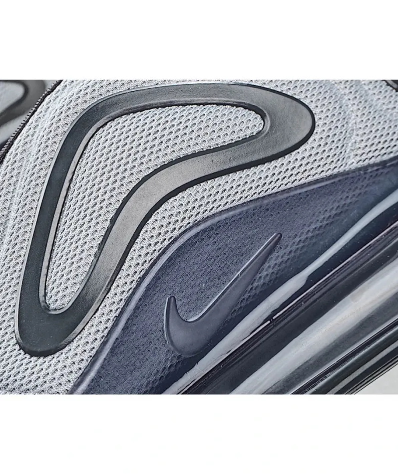 Nike Air Max 720 