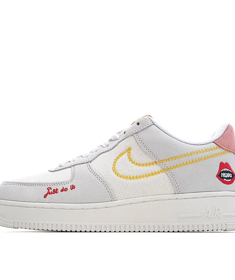 Nike Air Force 1 Low