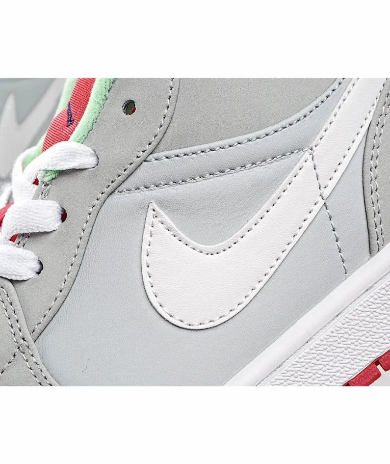 Air Jordan 1 Retro Low 'Hare'
