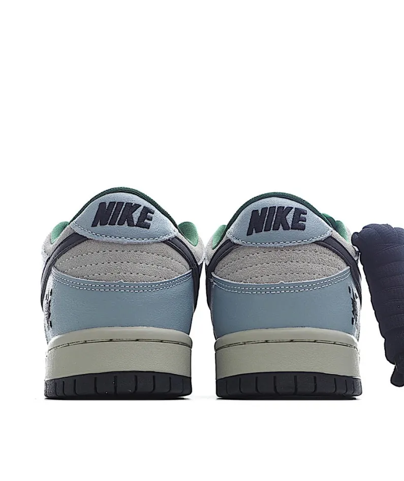 Nike Dunk SB Maple Leaf Central Park   