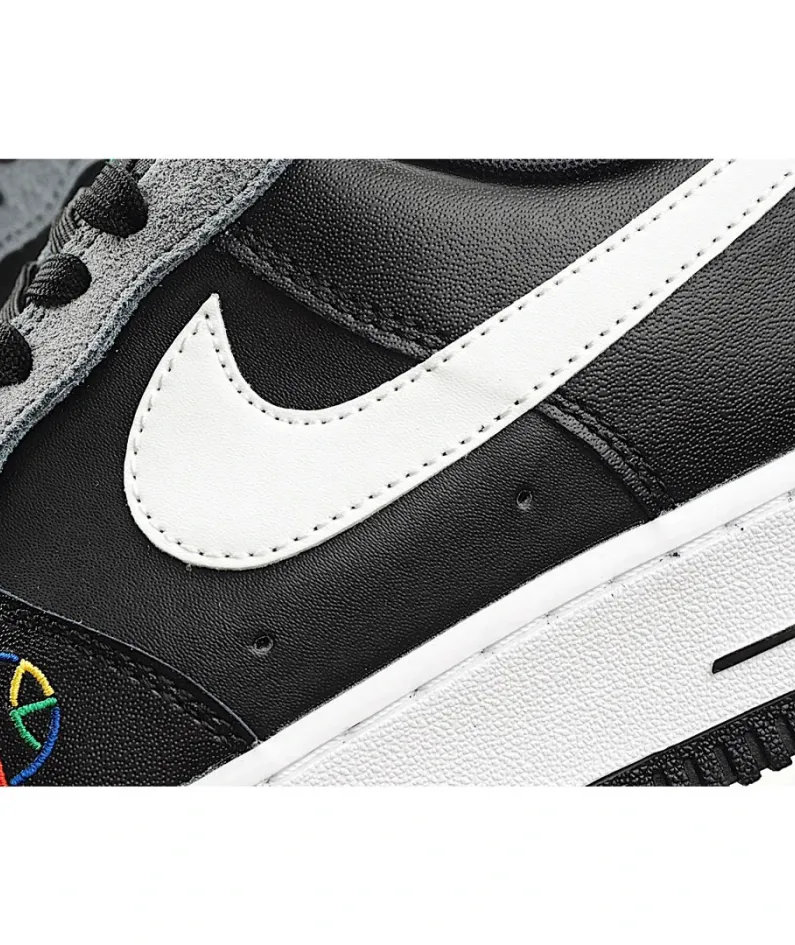 Nike Air Force 1 Low-Top Sneakers