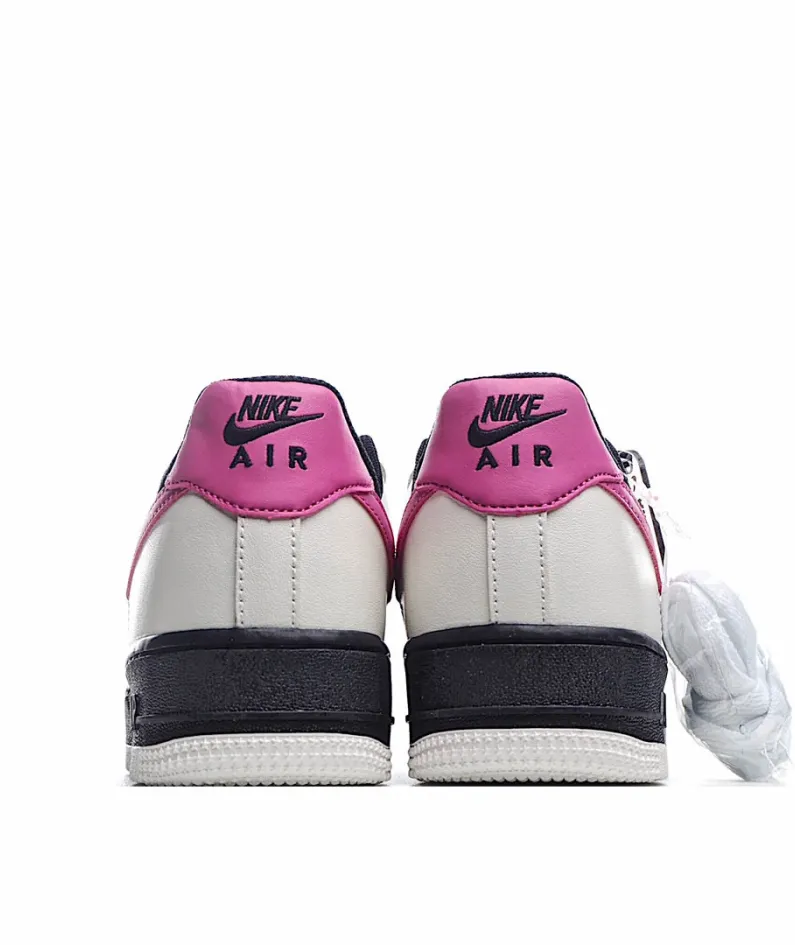 Nike Air Force1 07 Sneakers