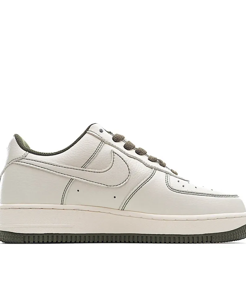 Undefeated x Nike Air Force 1 Low
