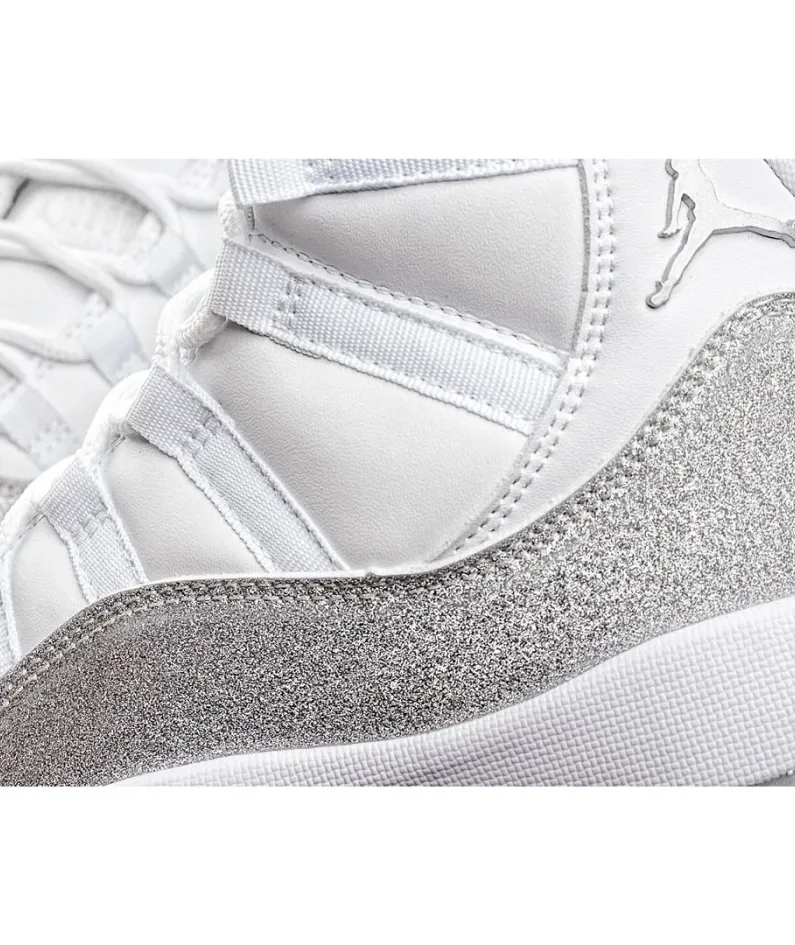 Wmns Air Jordan 11 Retro 'Vast Grey'