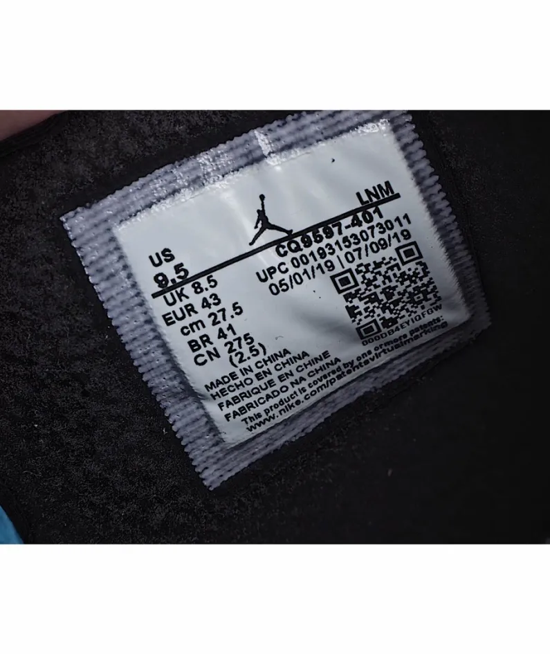 Air Jordan 4 Winter 'Loyal Blue'