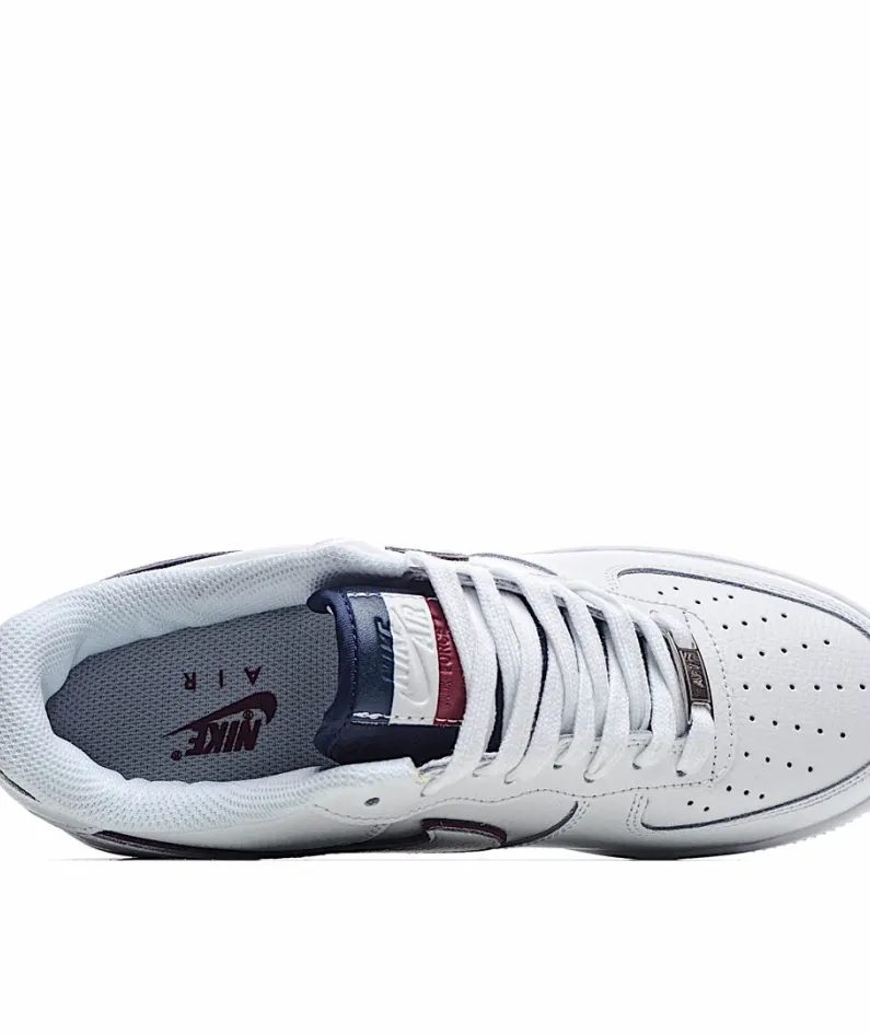 Nike Air Force 1 Low 07 Low Top Sneakers