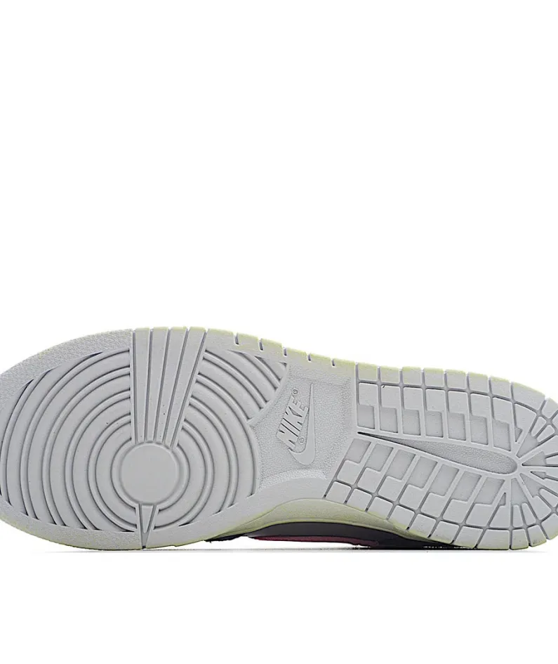 Nike SB Dunk Low Prm SB Cashew Nut Flower Sneakers