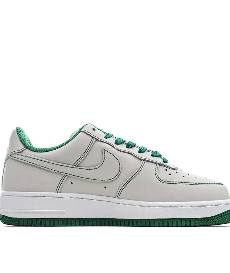 Nike Air Force 1 Low-Top Sneakers
