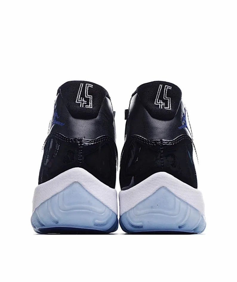 Air Jordan 11 Retro 'Space Jam' 2016