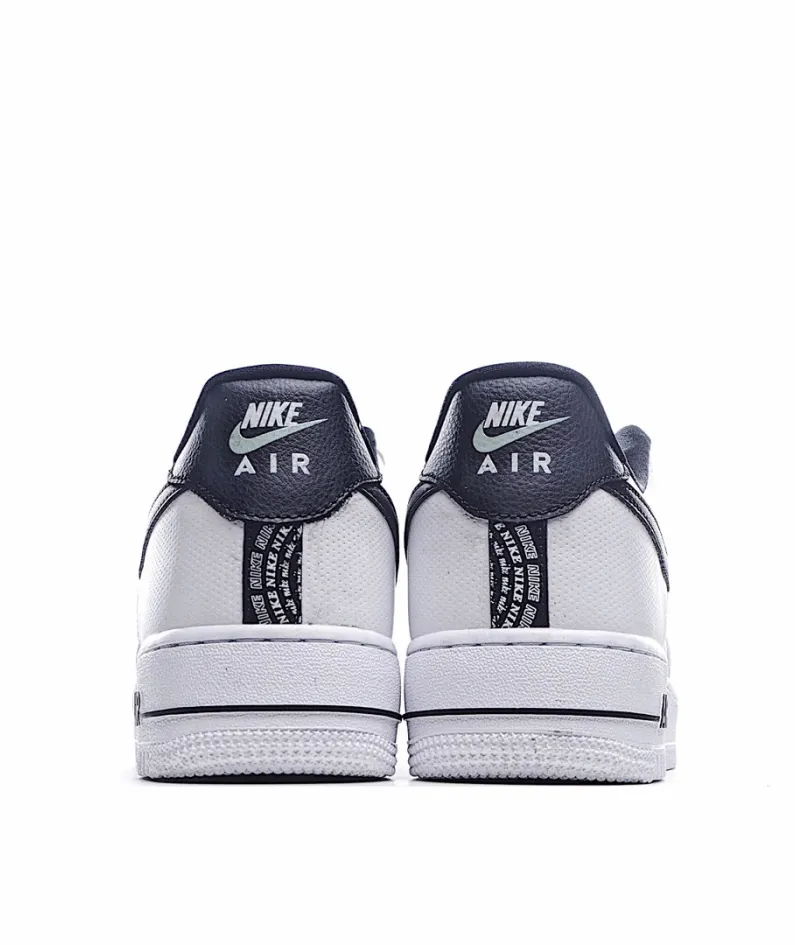 Nike AIR FORCE 1 07 LV8 CASUAL SHOES Black & White