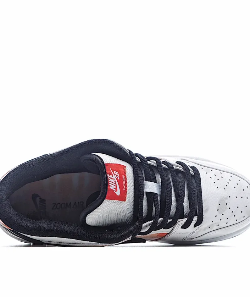 Nike SB Dunk Low “Raygun