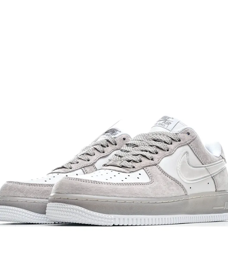 Nike Air Force 1 Low-Top Sneakers