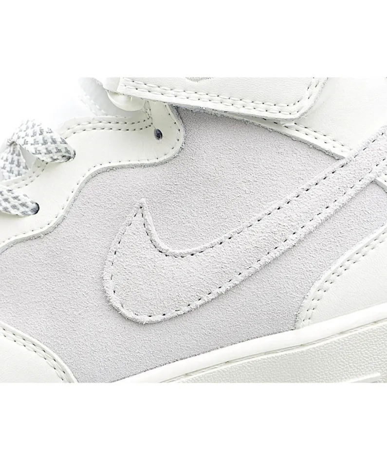 Nike Air Force 107 Mid Mid-Top Sneakers