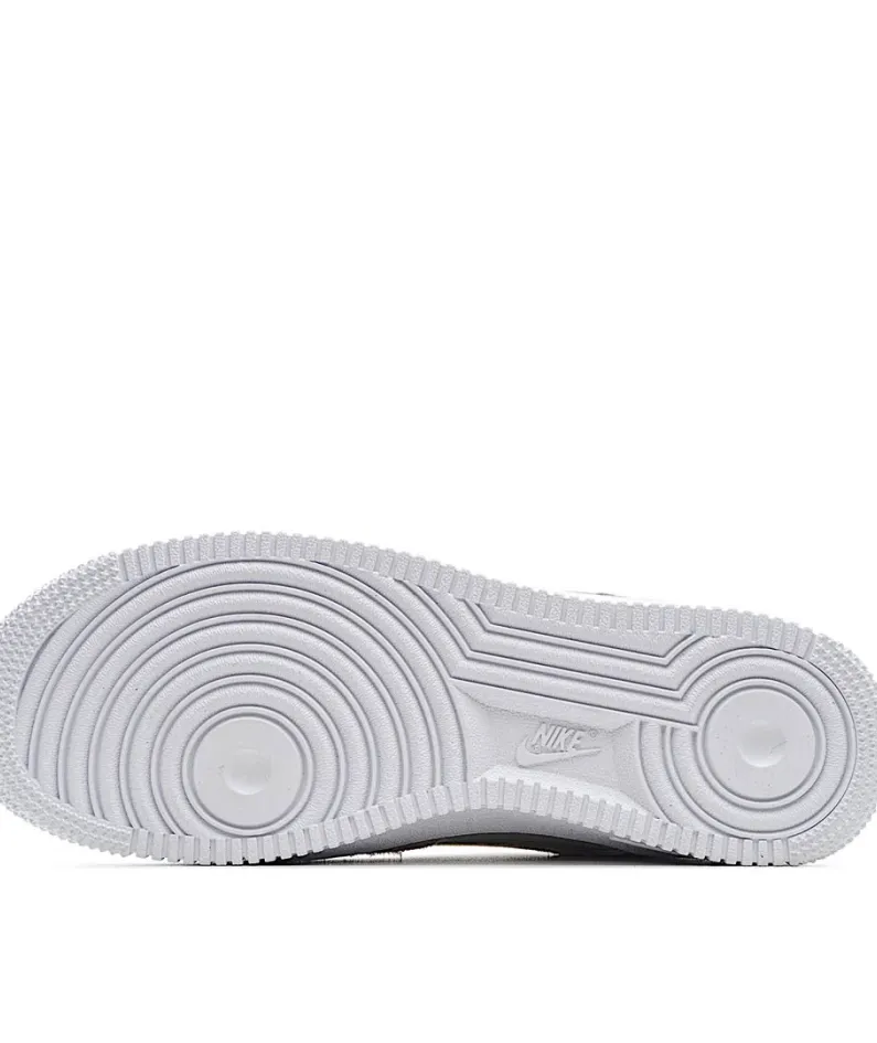 Nike Air Force1 LowCoconut Milk 