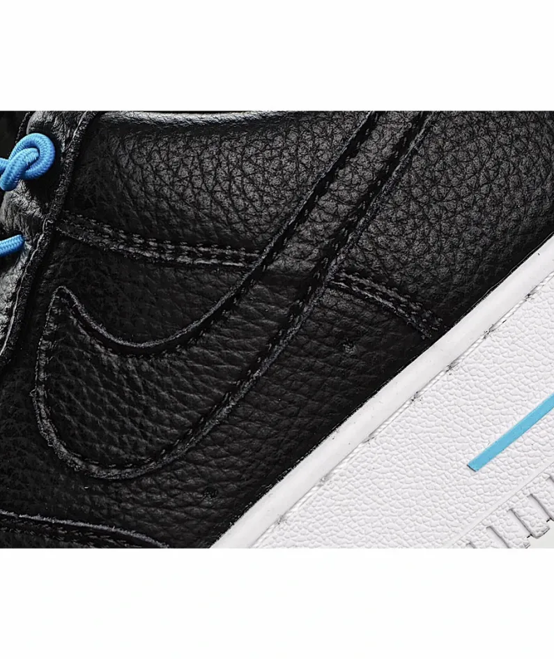 NIKE WMNS AIR FORCE 1 07 LX