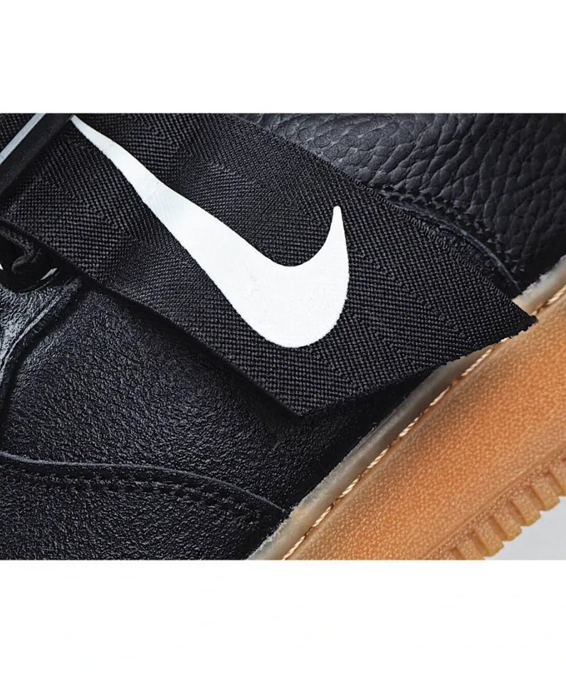 Nike AIR FORCE 1 UTILITY QS