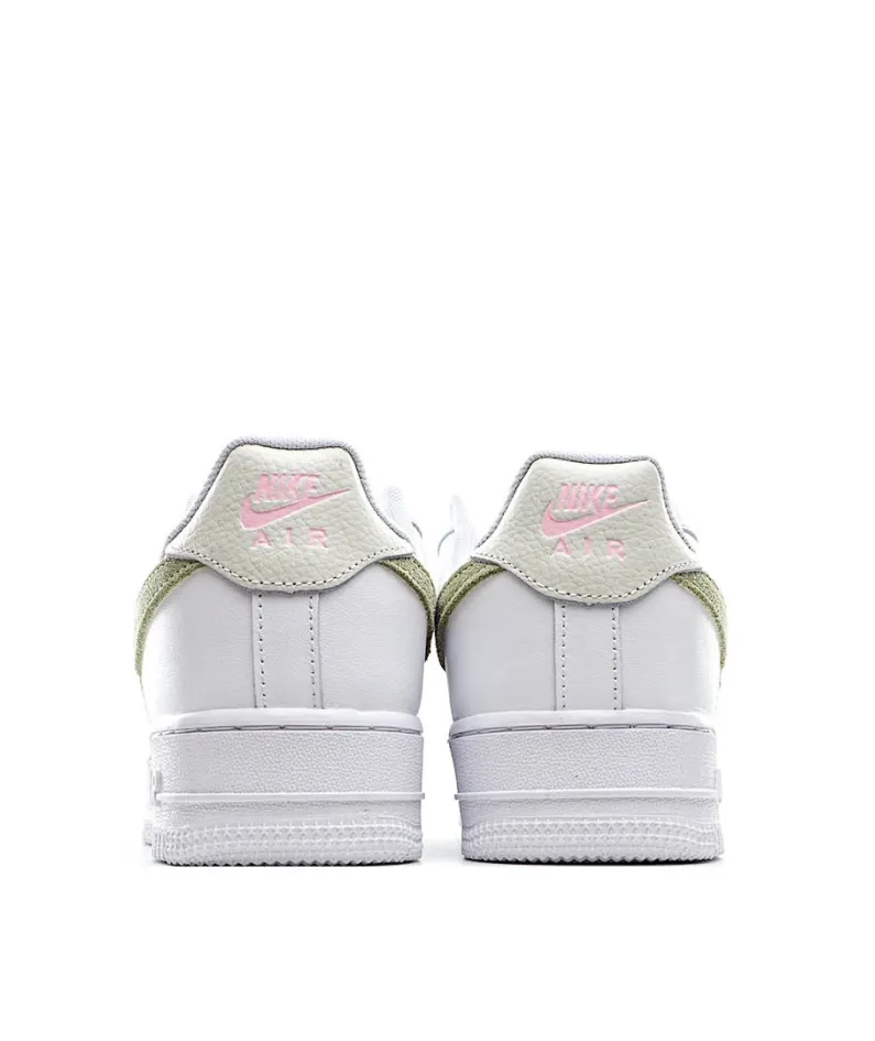 Nike Air Force 107 Sneakers