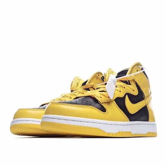 Nike Dunk High SP“ Varsity Maize