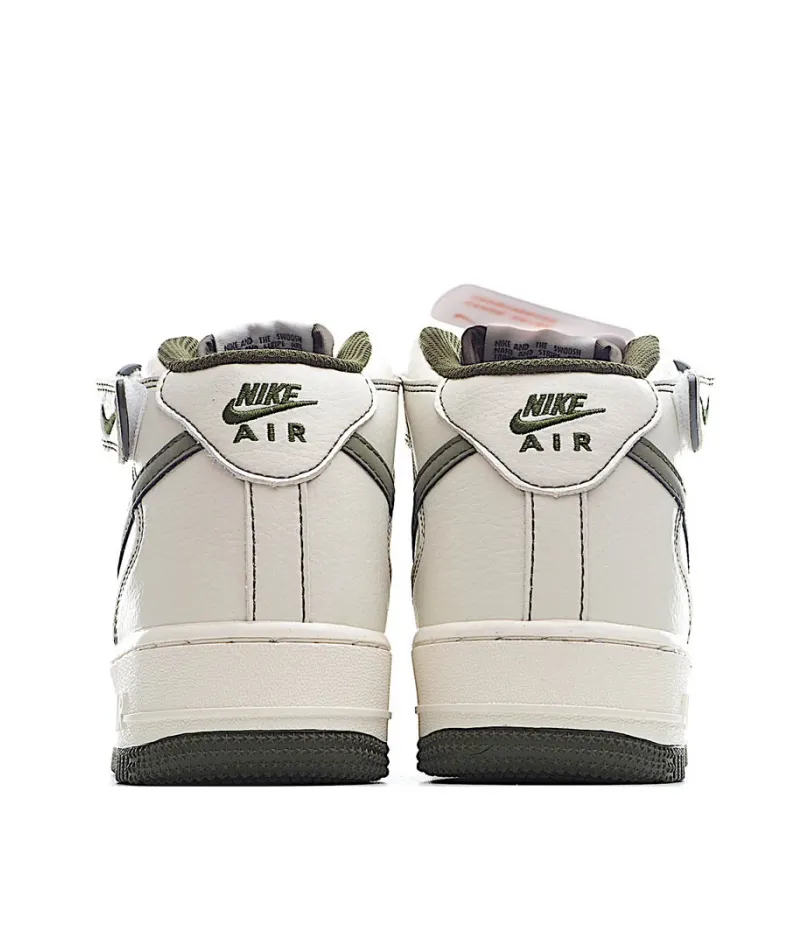 Nike Air Force 1 Mid