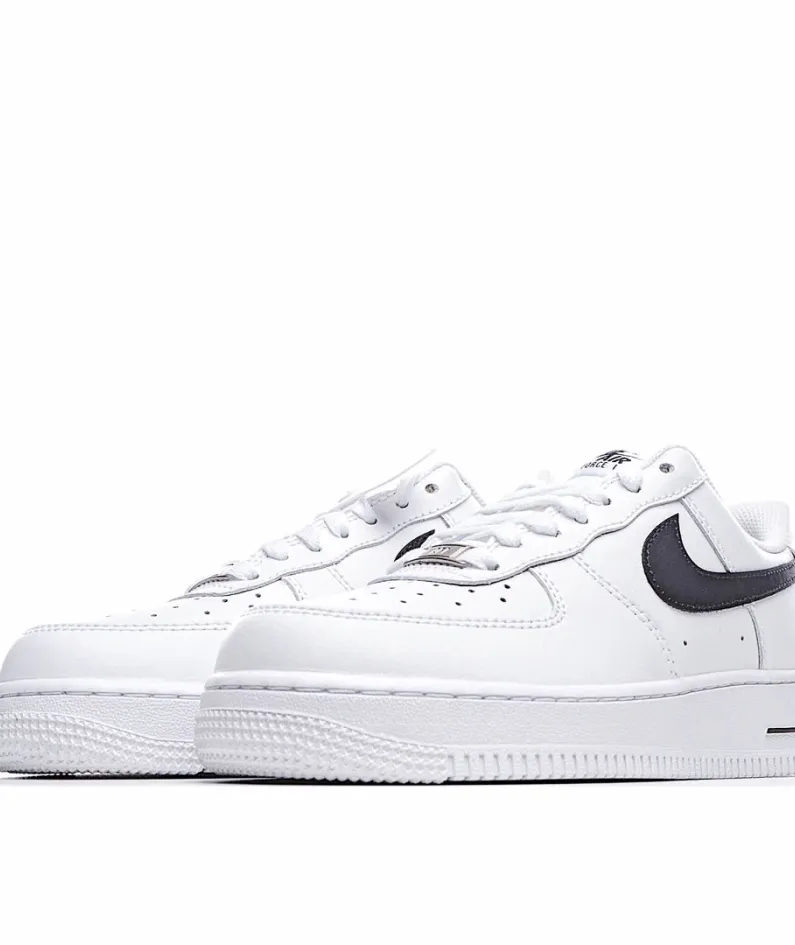 Nike Air Force 1 Low Low Top White Hack