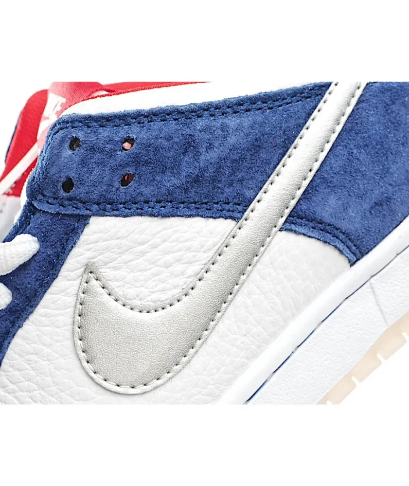 Nike SB Dunk Low Dark Blue and White