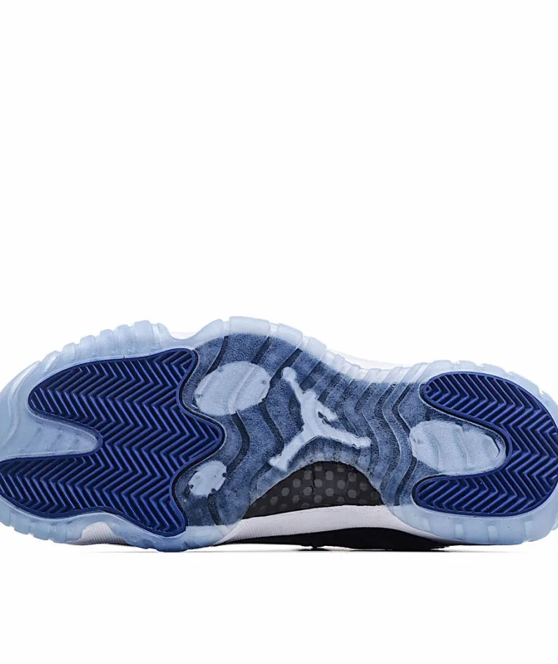 Air Jordan 11 Retro 'Space Jam' 2016