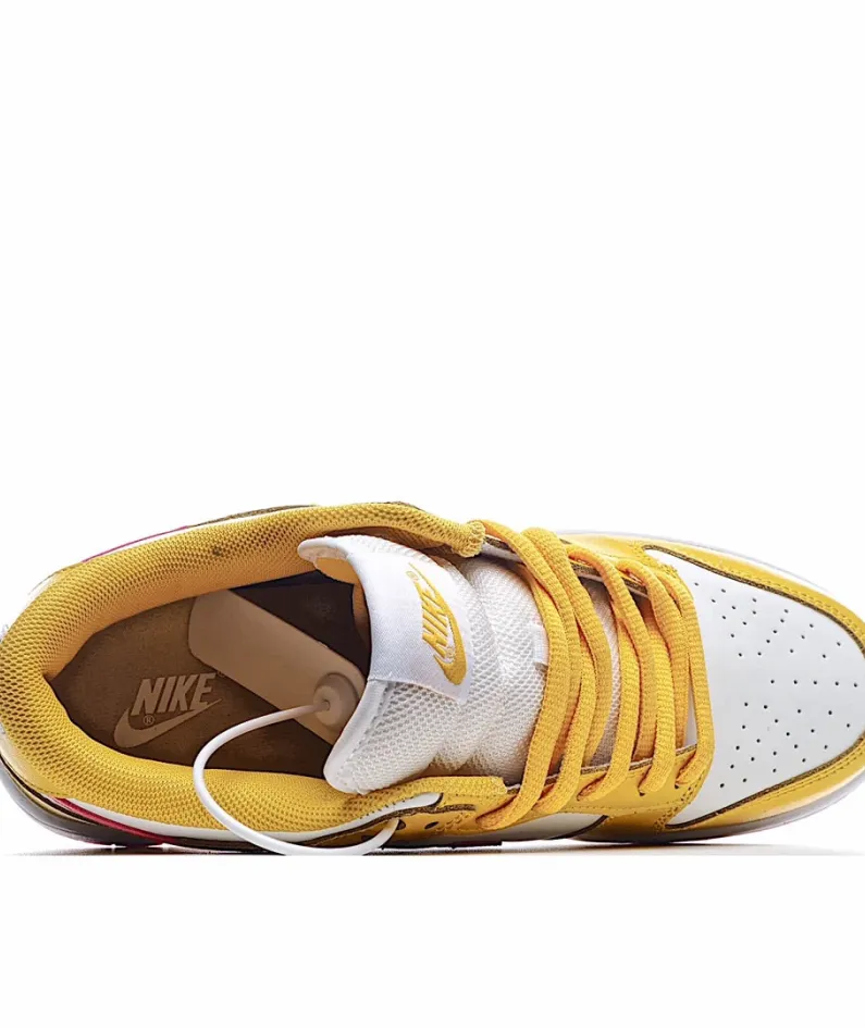 Nike Dunk Low "SAMBA 2020 Edition Low-Top Sneakers