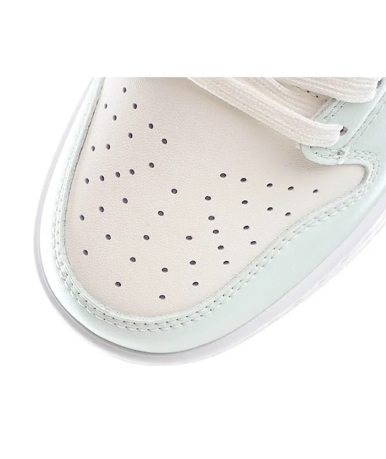 Nike Dunk SB Low Light Pink Mint Green