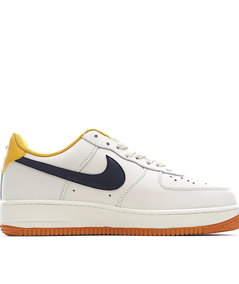 Nike Air Force 1 Low-Top Sneakers